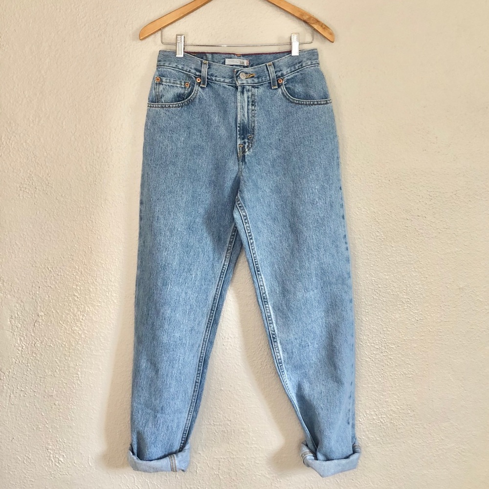 550 Vintage Levis Relaxed Tapered Jeans